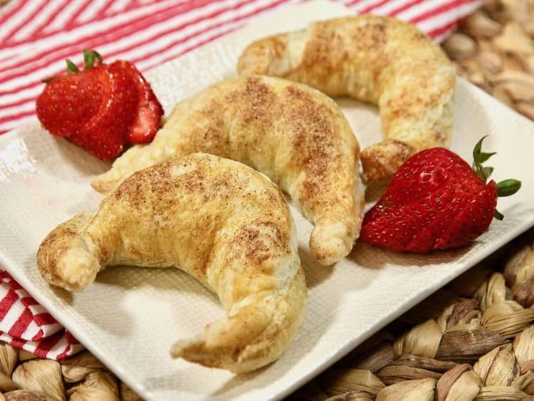 Nutella Mini Croissants